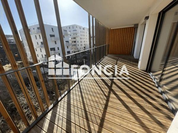 Location Appartement 3 pièces 63.3 m² - 31 BIS ET 33 BIS BD ANDRE NETWILLER Toulouse 31200