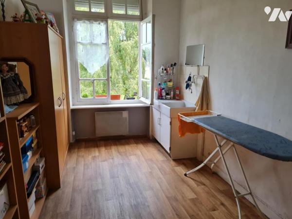 À Vendre à Rohan avec vue sur le plan d'eau maison de caractère