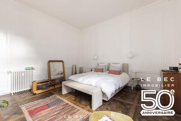 Vaste APPARTEMENT DE CARACTERE Intra Muros de VANNES