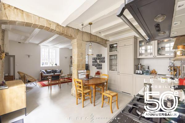 Vaste APPARTEMENT DE CARACTERE Intra Muros de VANNES