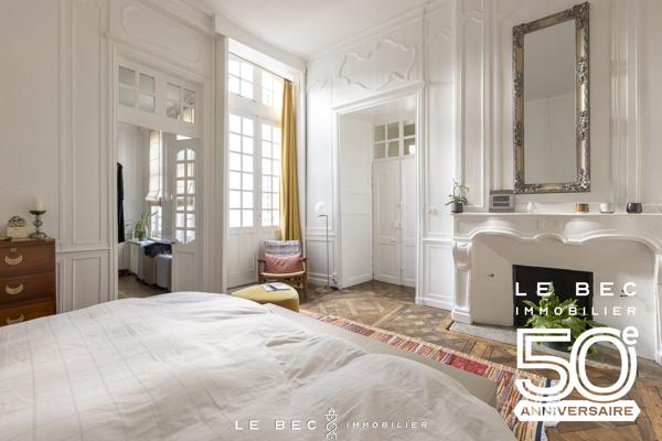 Vaste APPARTEMENT DE CARACTERE Intra Muros de VANNES
