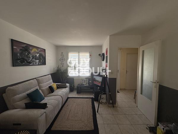 Maison familiale de 90 m² avec jardin et garage – En plein cœur de Tonnay-Charente
