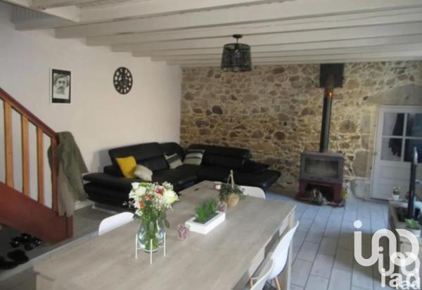 Maison 4 pièces de 80 m² à Bressuire (79300)
