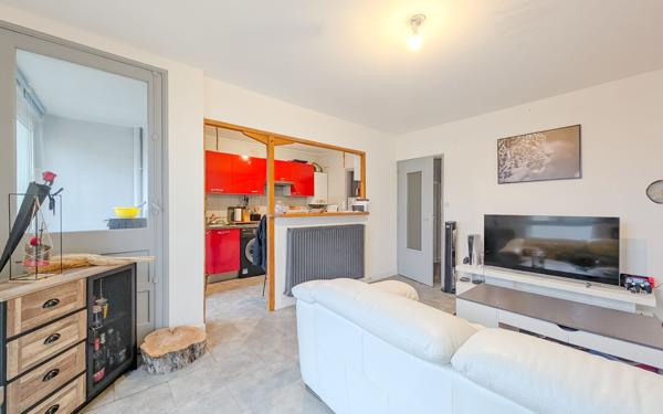 Appartement à vendre    4 pièces • 65,04 m2 Aurillac
