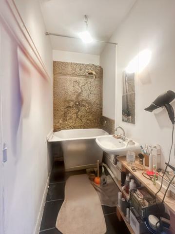 2 pièces 40 m2 - Rue Lapeyrere