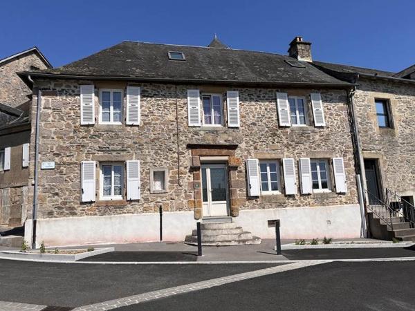 Maison à vendre 227 910 € Sainte-Féréole 4 p 111 m² DPE D
