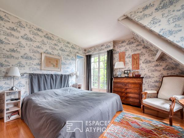 Maison meulière rénovée avec jardin et extensions dans un quartier recherché de Soisy-sur-Seine