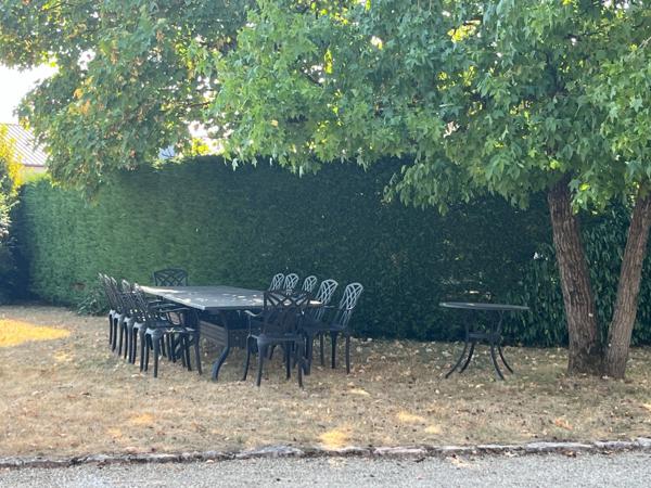 Maison à vendre 10 pièces au coeur de CUISERY (71), avec piscine