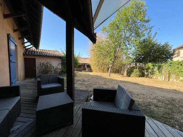 Maison à vendre 10 pièces au coeur de CUISERY (71), avec piscine