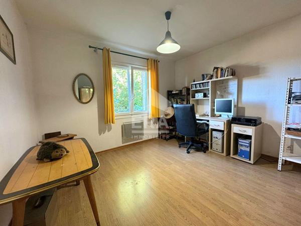 A VENDRE - EYGUIERES - Maison Familiale T5/6  de 142m² sur terrain de 461m²