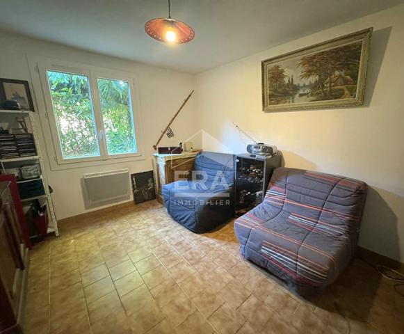 A VENDRE - EYGUIERES - Maison Familiale T5/6  de 142m² sur terrain de 461m²