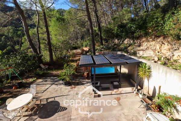 BELGENTIER (83) Maison à vendre 5 pièces + garage sur 6700m² de terrain.