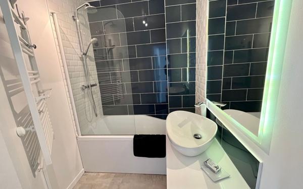 Appartement à louer    2 pièces • 58,27 m2 Lyon 3