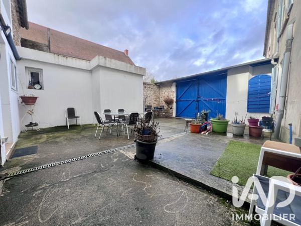 Maison à vendre 10 pièces 250 m² Arthies