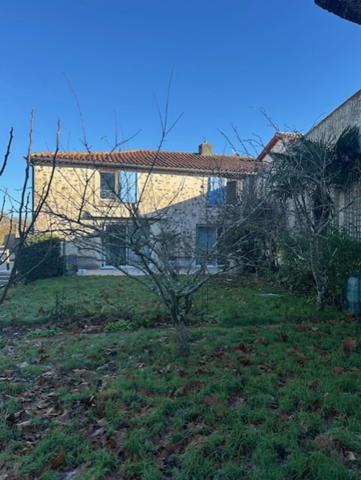 AUBIGNY LES CLOUZEAUX