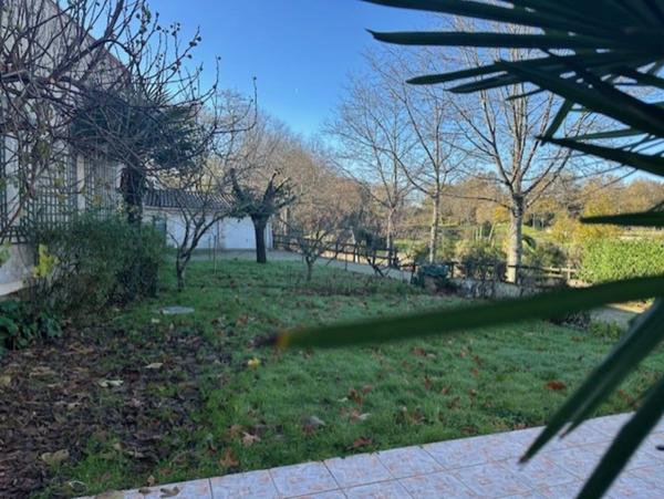 AUBIGNY LES CLOUZEAUX