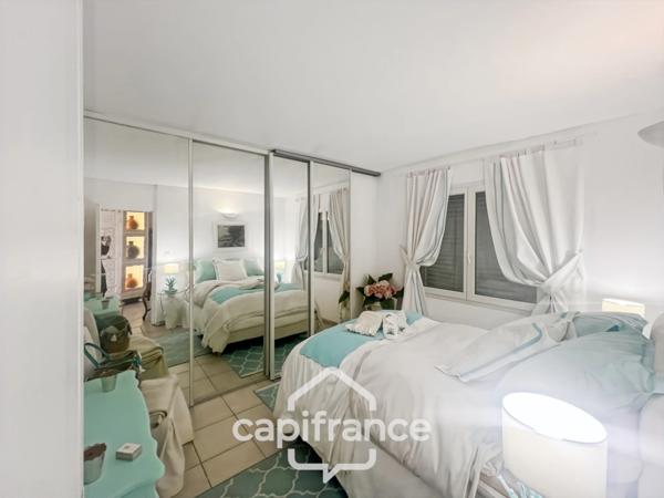 Propriété à vendre 6 pièces LA LONDE LES MAURES (83)- Domaine de Valcros.