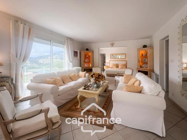 Propriété à vendre 6 pièces LA LONDE LES MAURES (83)- Domaine de Valcros.