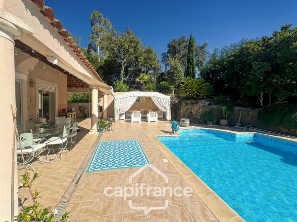 Propriété à vendre 6 pièces LA LONDE LES MAURES (83)- Domaine de Valcros.