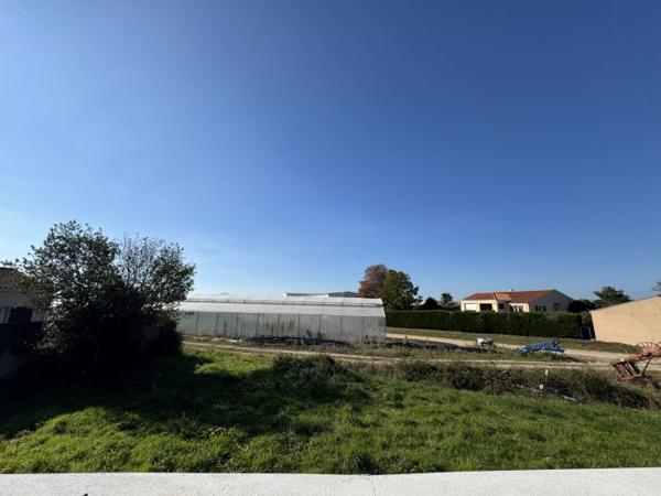 Maison contemporaine 145 m² – Les Sorinières Sud, à deux pas du Bourg