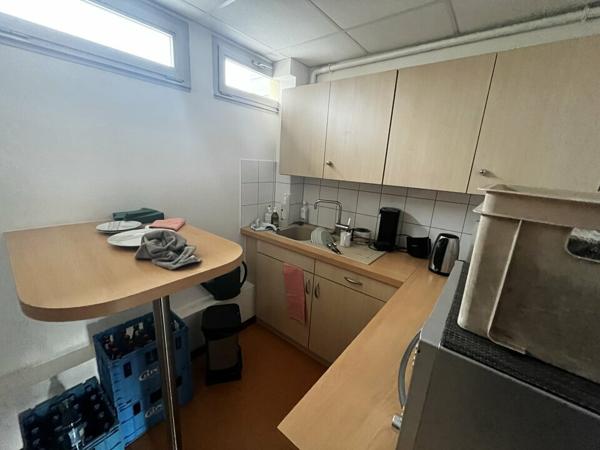 BUREAUX à LOUER de 161 m²