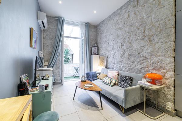 Nice (06000) NICE // GAMBETTA / LIBERATION / GRAND STUDIO COIN NUIT/ BALCON / 28m²