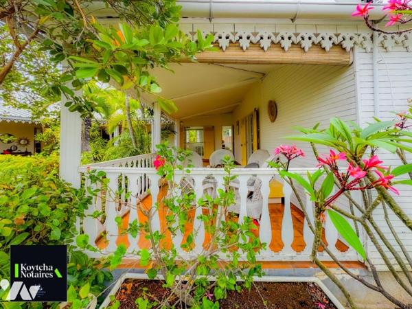 Boucan Canot - Villa 8 pièces avec piscine – Secteur résidentiel, à 800 m de la plage