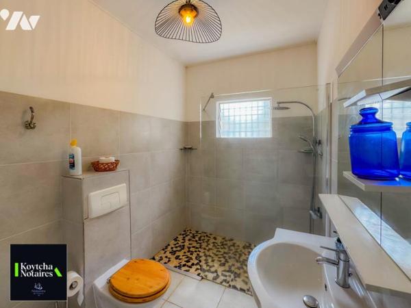 Boucan Canot - Villa 8 pièces avec piscine – Secteur résidentiel, à 800 m de la plage