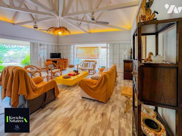 Boucan Canot - Villa 8 pièces avec piscine – Secteur résidentiel, à 800 m de la plage