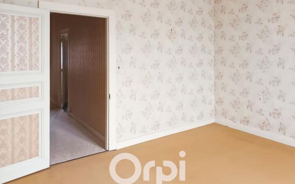 Maison à vendre    4 pièces •  Clion