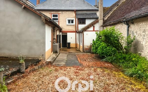 Maison à vendre    4 pièces •  Clion