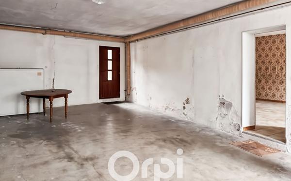 Maison à vendre    4 pièces •  Clion