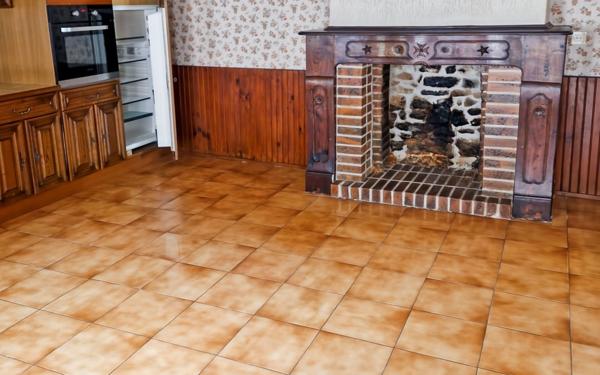 Maison à vendre    4 pièces •  Clion