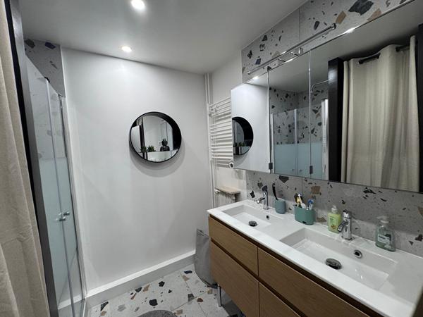 PUTEAUX  Superbe 2 pièces de 55 m² entièrement rénové
