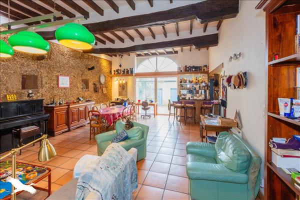 Maison à vendre |  Panjas |  7 pièces | 236 m²