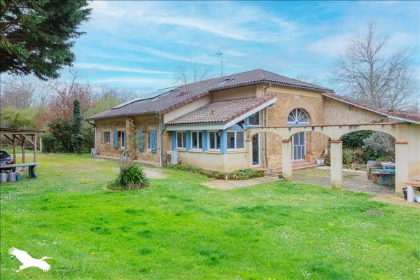 Maison à vendre |  Panjas |  7 pièces | 236 m²
