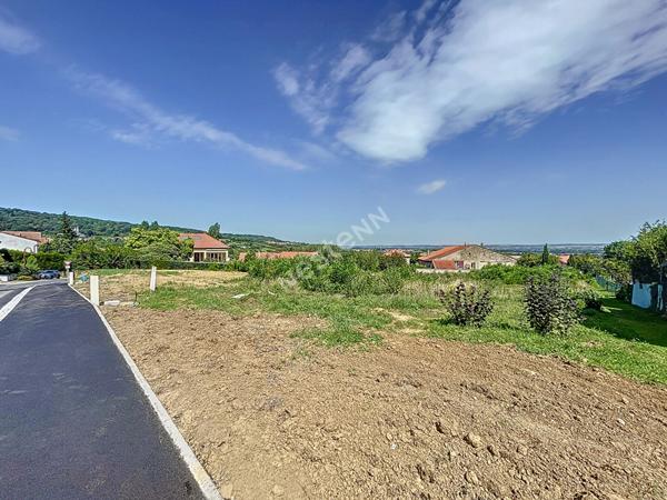 Terrain Norroy Le Veneur 1127 m2 - viabilise - libre de constructeur