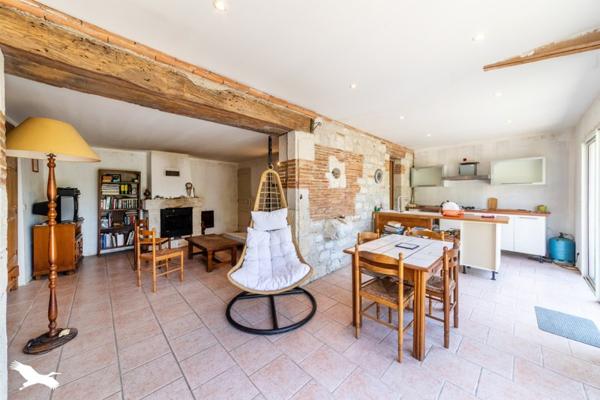 Maison à vendre 212 000 € Saint-Maurin 7 p 205 m² DPE D