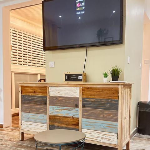 Les Abymes (97139) T3 A DUGAZON RENOVE ET MEUBLE