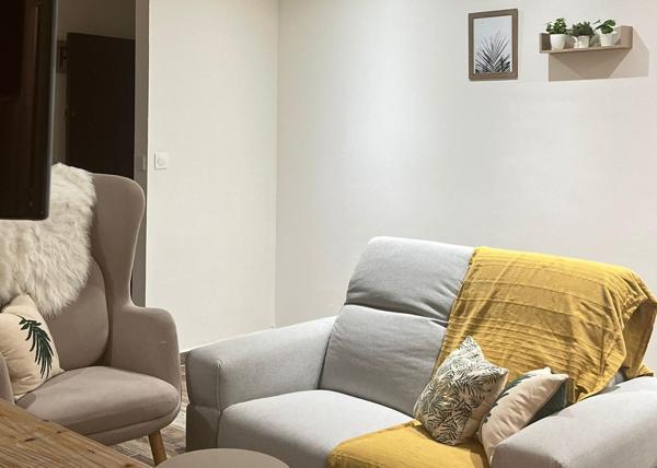 Les Abymes (97139) T3 A DUGAZON RENOVE ET MEUBLE