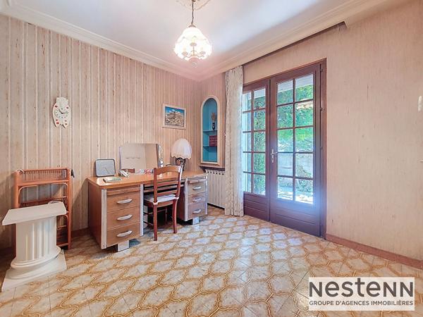 Maison de charme 5 pièces 4 chambres - 136 m² sur terrain piscinable de 600m² à Marseille 13012