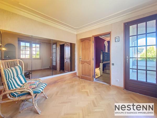 Maison de charme 5 pièces 4 chambres - 136 m² sur terrain piscinable de 600m² à Marseille 13012