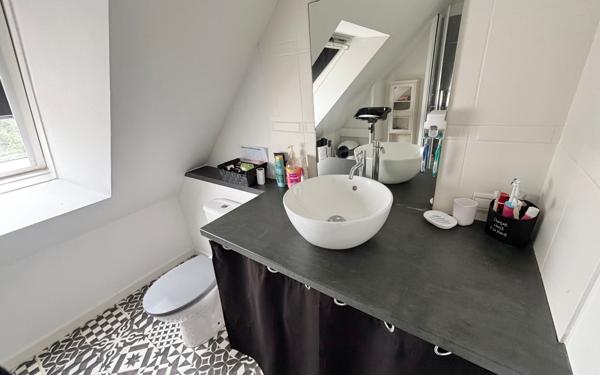 Maison à vendre    6 pièces •  La Chapelle-des-Marais