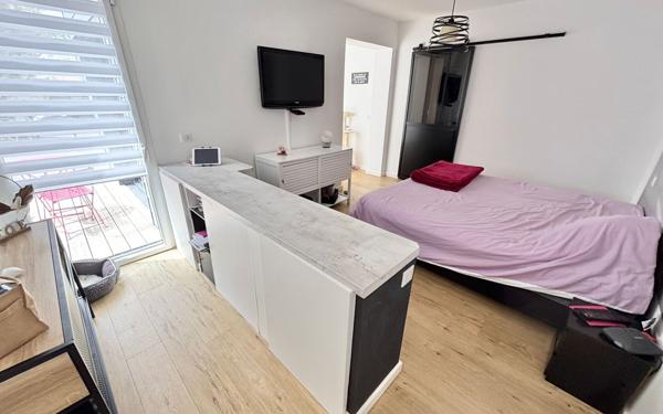 Maison à vendre    6 pièces •  La Chapelle-des-Marais