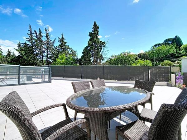 Maison récente 144m² avec piscine chauffée – secteur calme Colombier