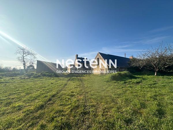 Charmante maison à rénover à vendre en campagne avec un grand terrain d'environ 3341 m² à Montval-sur-Loir (72500)