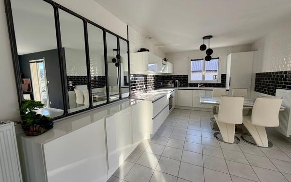 Maison à vendre    4 pièces • 83 m2 Apprieu