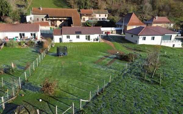 Maison à vendre    4 pièces • 83 m2 Apprieu