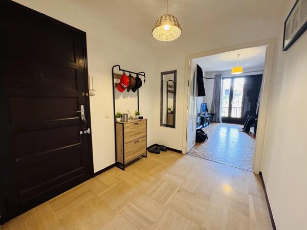Vente Appartement 3 pièces 69 m2 à Nice