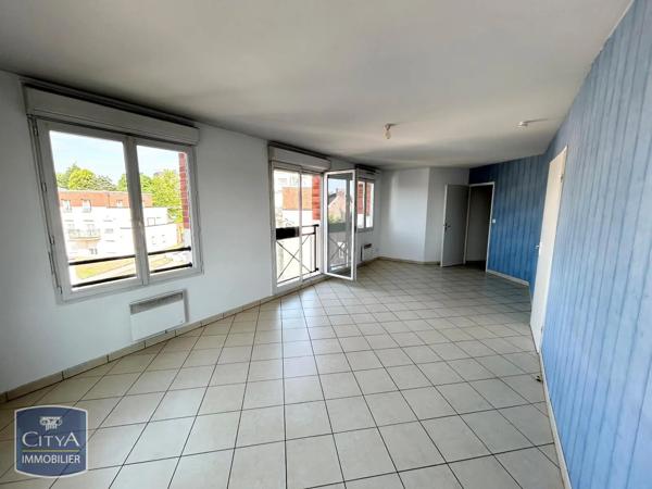 Appartement à louer 3 pièces 66.1m² Maubeuge (59600)